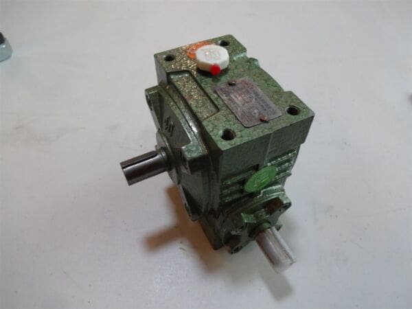 Gear reducer (WM-8M Gear box)